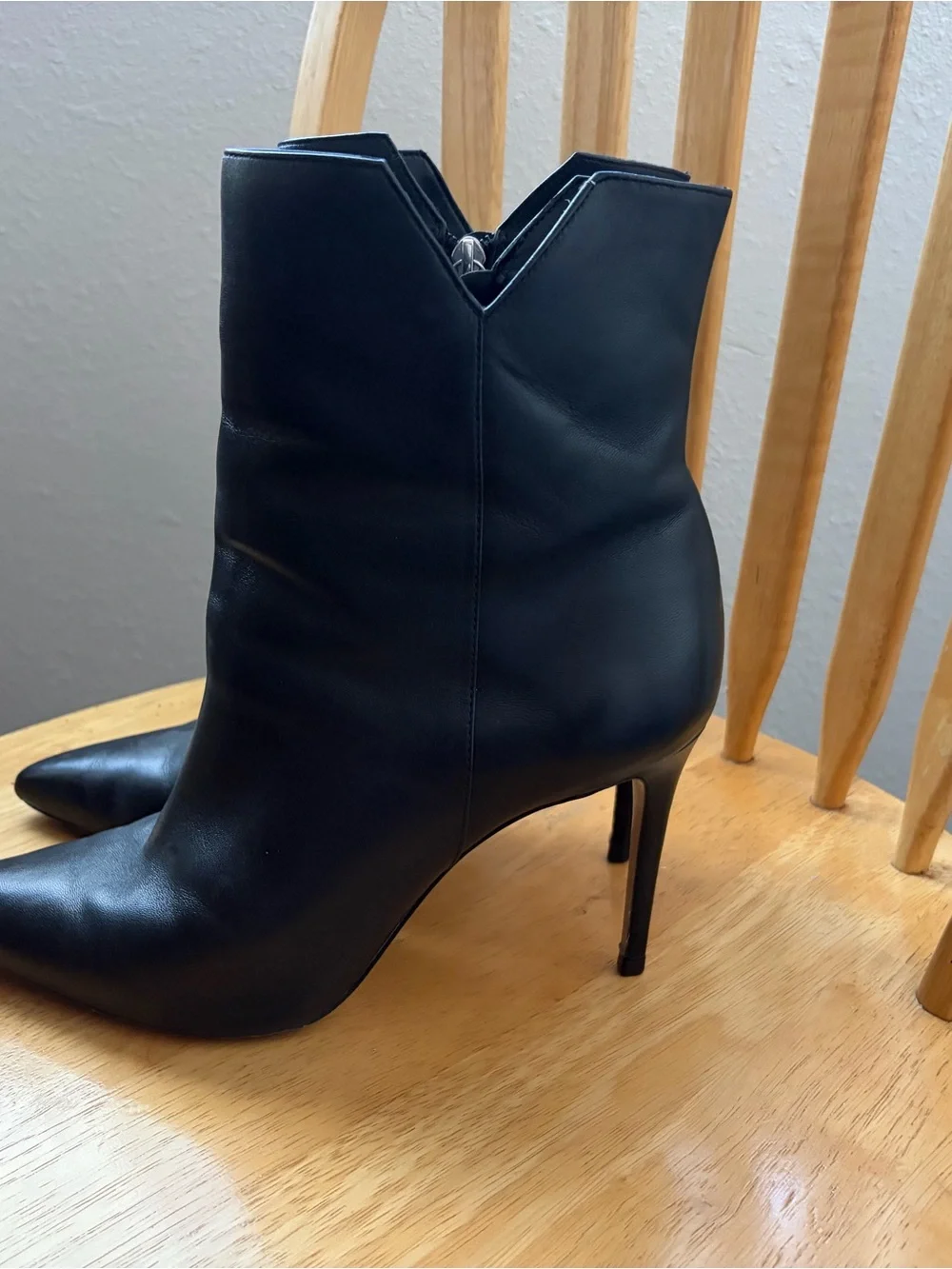 SCHUTZ sleek pointed